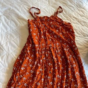 SUPER CUTE never used flown maxi dress